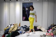 汕尾兼职模特试衣服(兼职做试衣模特好吗)