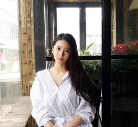 汕尾女友兼职模特的小说(女友兼职模特的小说保举)