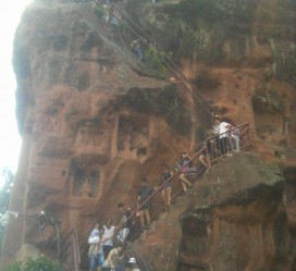 汕尾乐山旅游攻略(乐山旅游攻略自由行路线推荐)