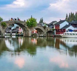 汕尾上海旅游攻略(上海旅游攻略手抄报)