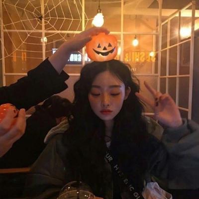 汕尾伴游玩耍释放压力，尽情放松表情