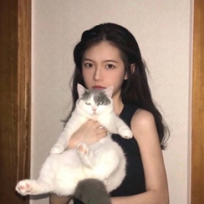 汕尾伴游女生杨芃寒的资料