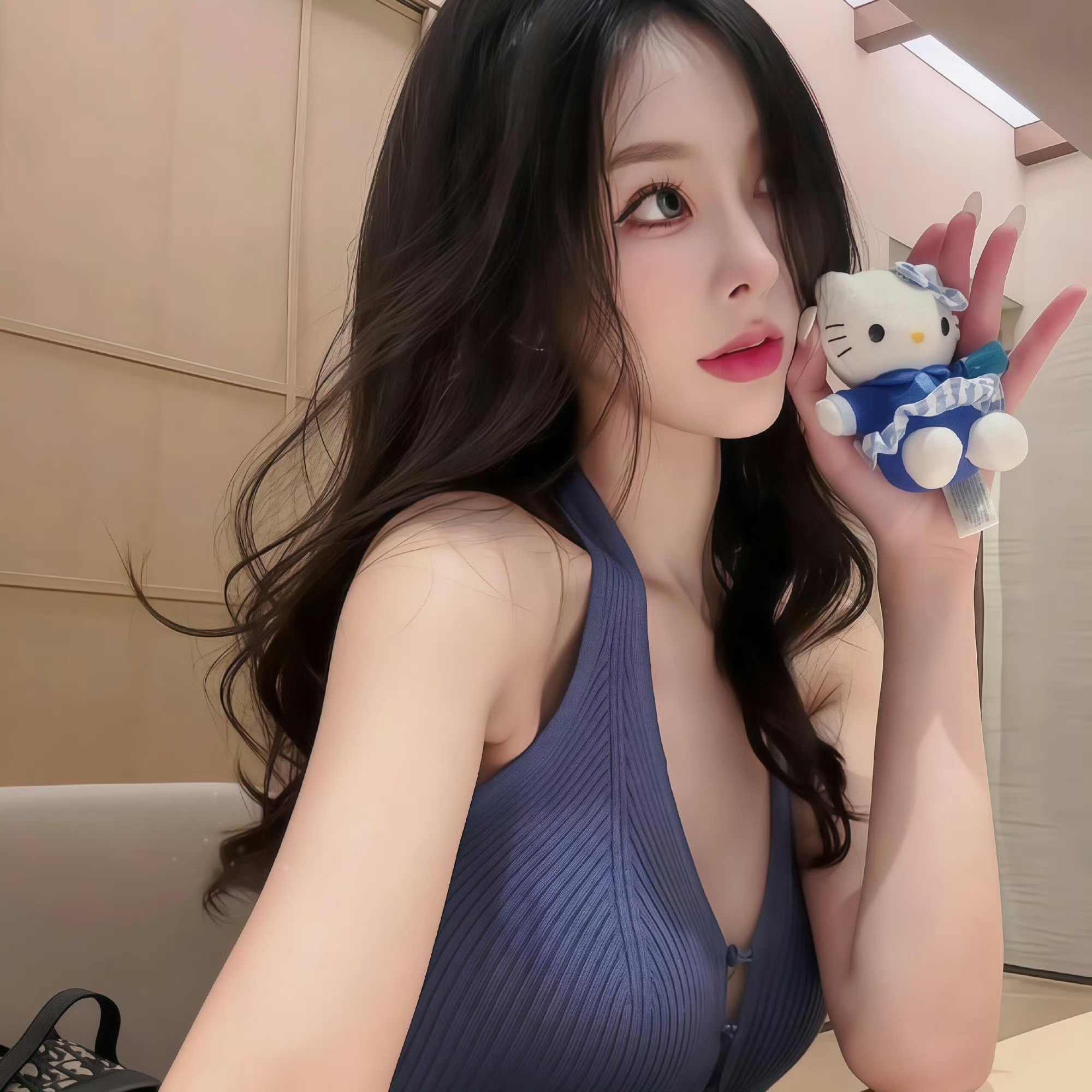 汕尾伴游女生鹿小婷的资料