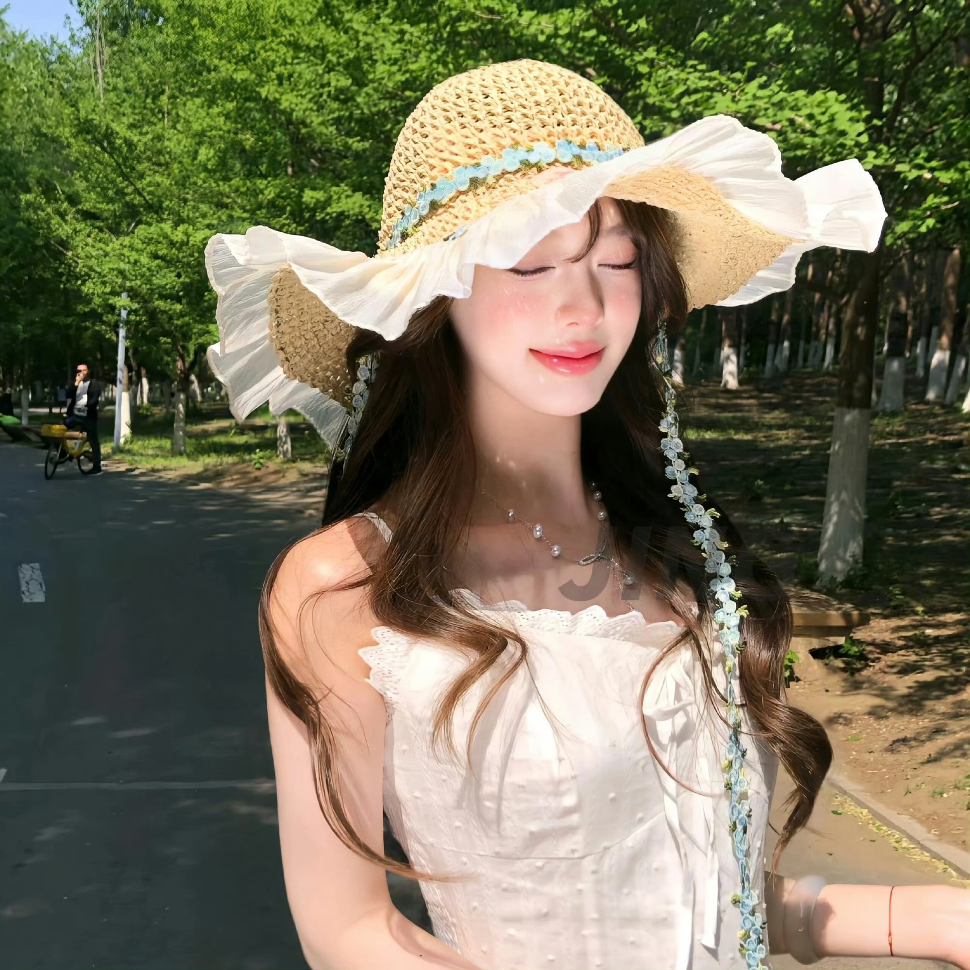 汕尾伴游女生许曼姿的资料