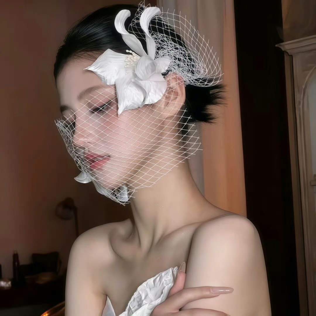 汕尾伴游女生唐雅柔的资料