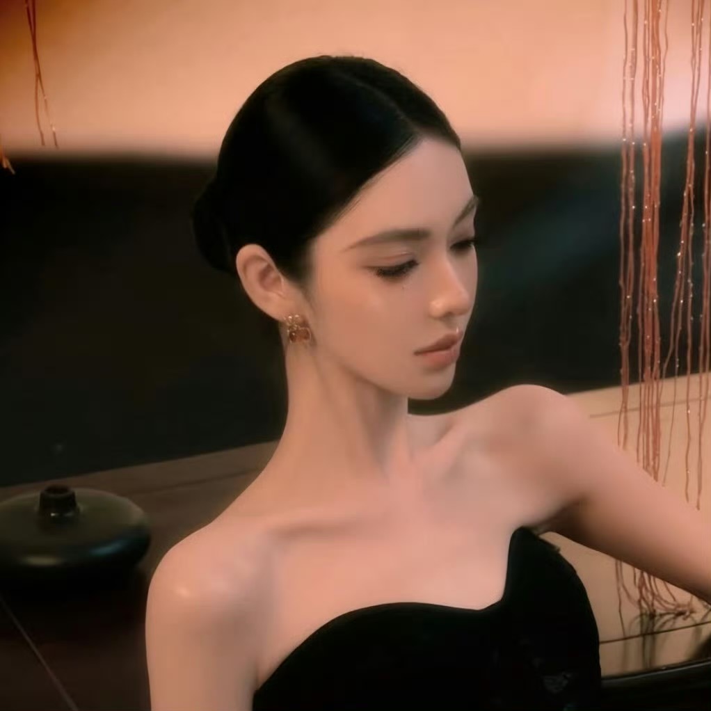 汕尾伴游女生 | Emily的资料