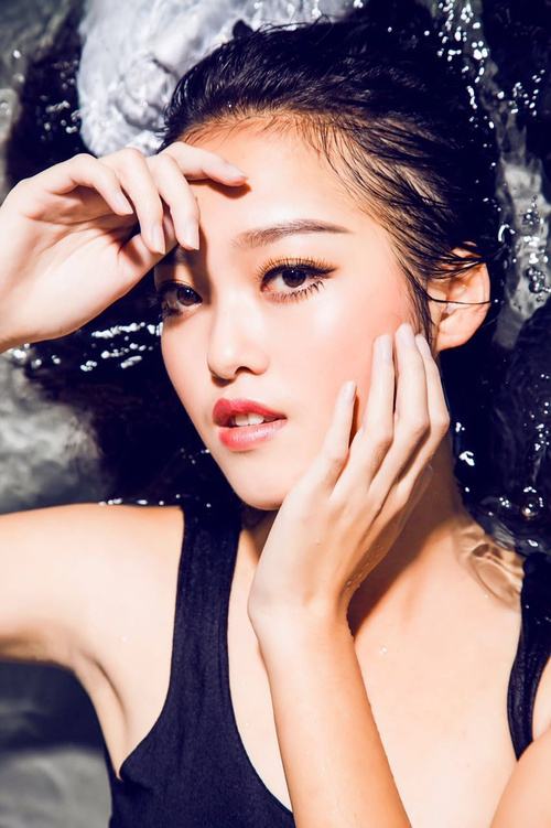 美院系花兼职商务模特女的叫什么的简单介绍